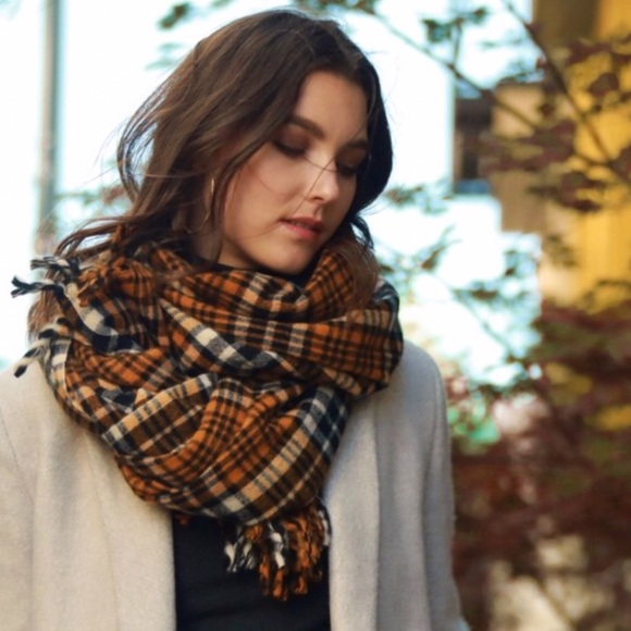 Accessories - Tartan Plaid Scarf